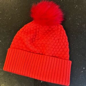 Lululemon Cozy Red Knit Pom-Pom Beanie new